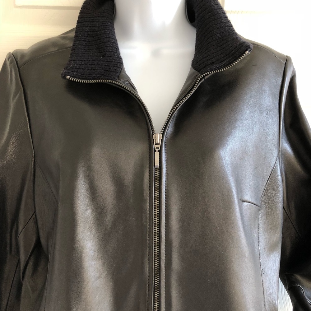 Ladies Black Leather Jacket - Picture 3 of 8